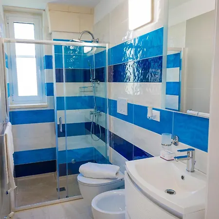 La Reimunda Villa Otranto